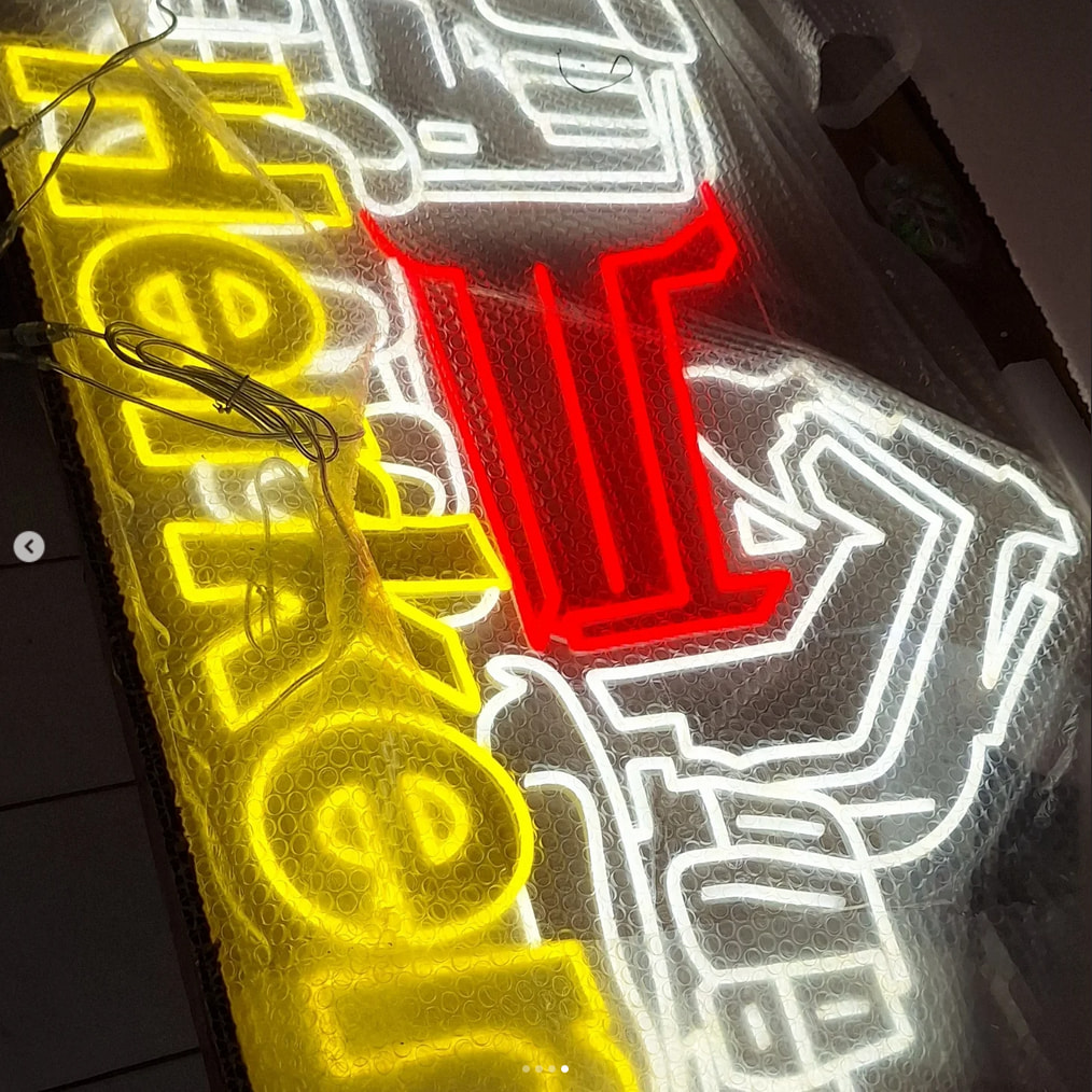 Leuchtkästen & Schilder